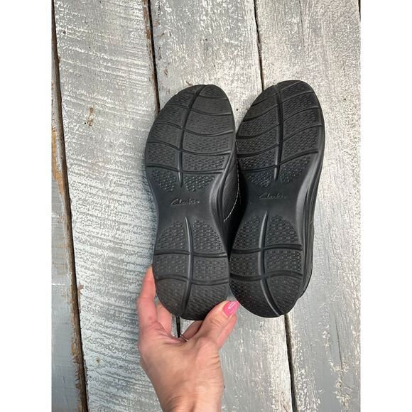 Ultimate Collection by Clarks Men's Black Leather Slip-on Shoes | Size 8M - Picture 4 of 5